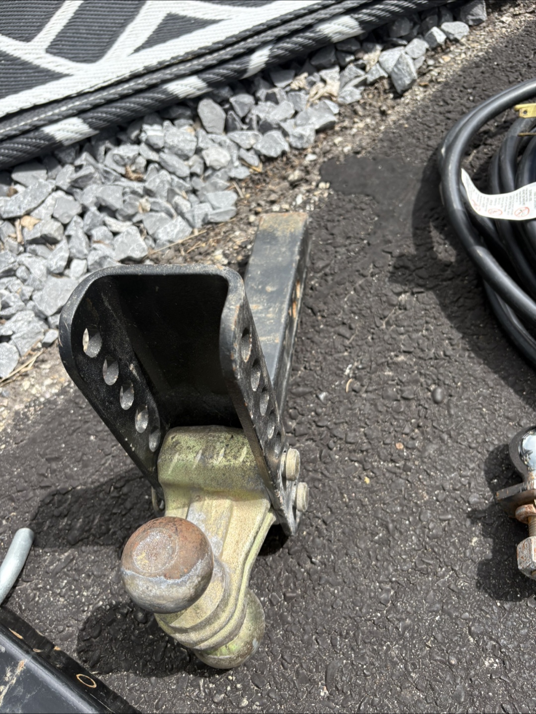 Adjustable Hitch - photo 2