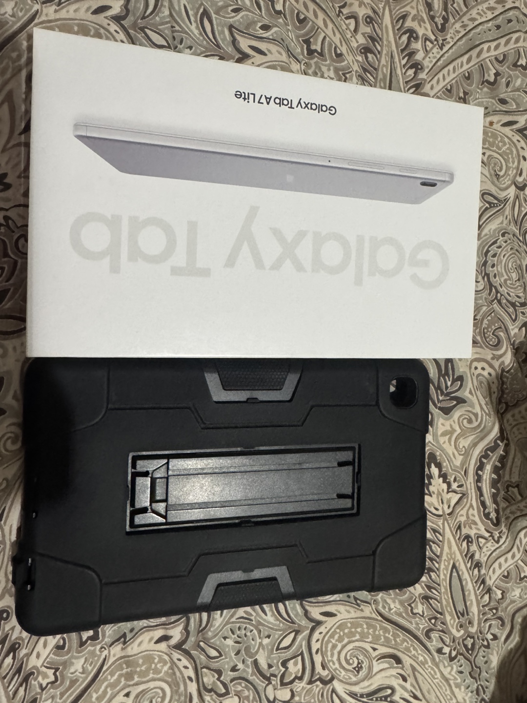 Samsung Galaxy Tab A7 Lite with Case