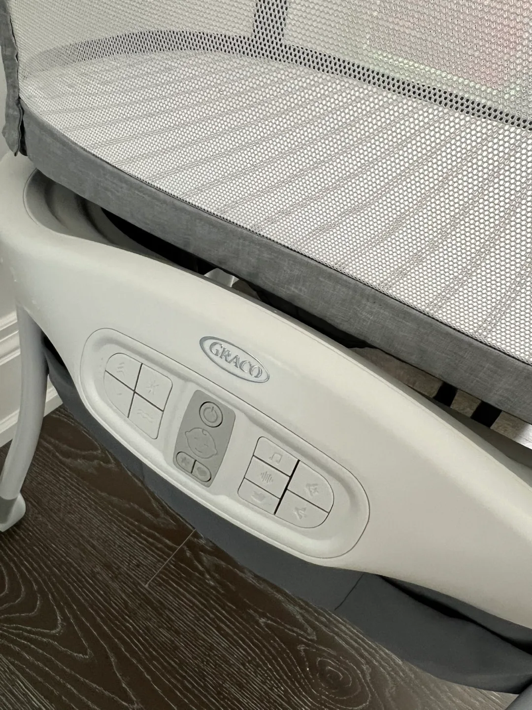 Graco Sense2Snooze Bassinet - Great Condition thumbnail
