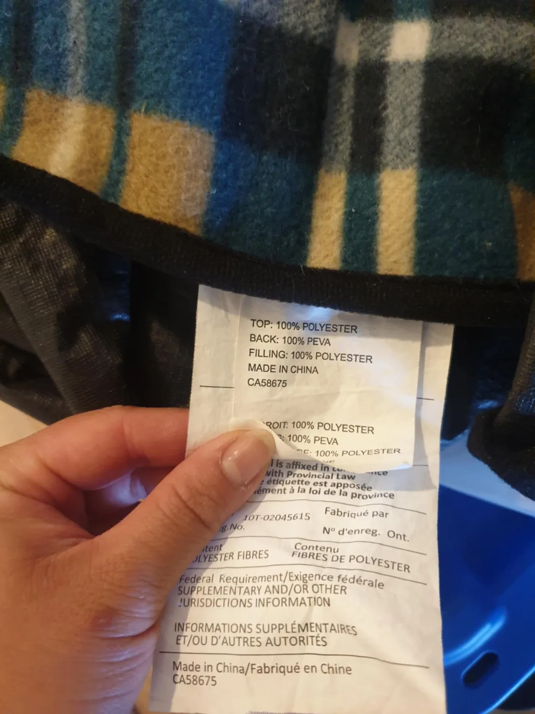 Plaid Picnic Blanket with Carrier image indicator(4)