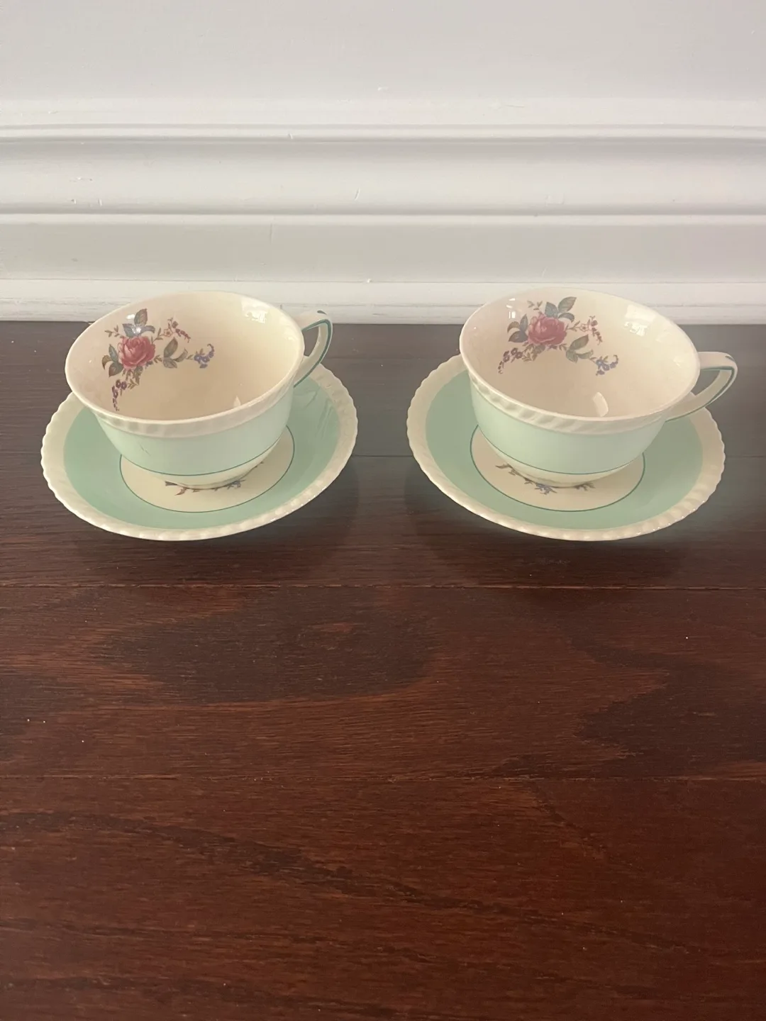 Johnson Bros Old English Tea Cup & Saucer Set thumbnail