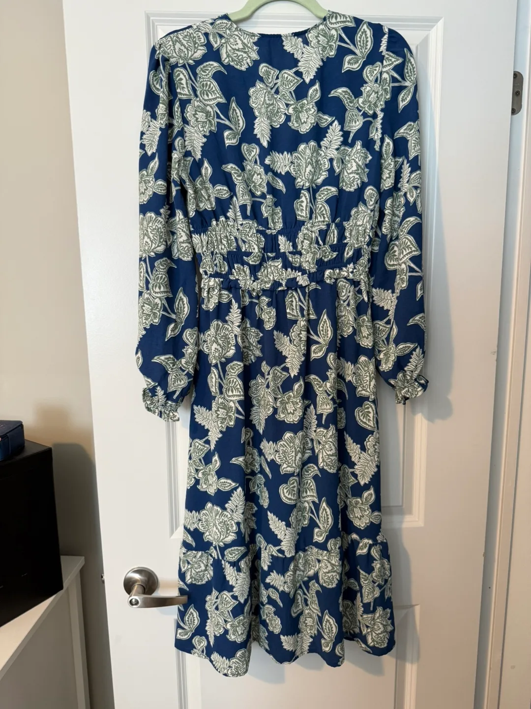 Monteau Los Angeles Floral Dress - Size L thumbnail