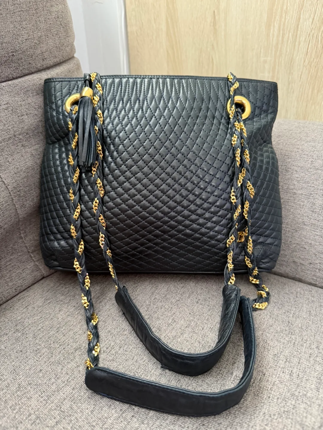 Bally Vintage Black Quilted Leather Shoulder Bag thumbnail