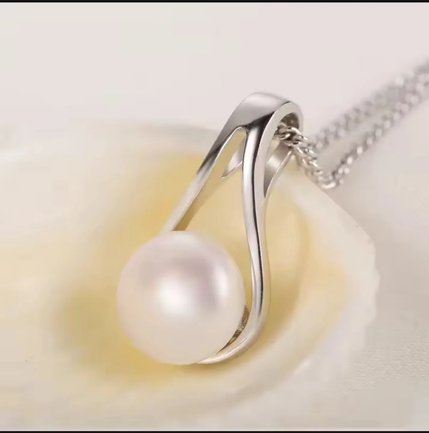 Pearl Drop Necklace - S925 thumbnail