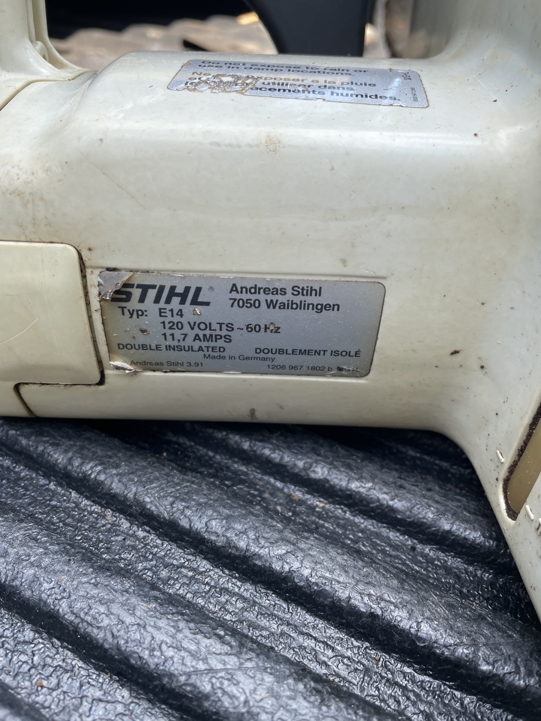 Stihl E14 Electric Chainsaw - photo 3