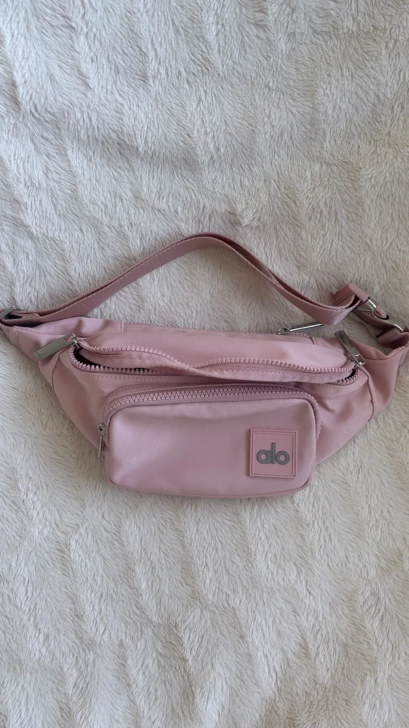 ALO Yoga Pink Belt Bag Fanny Pack thumbnail
