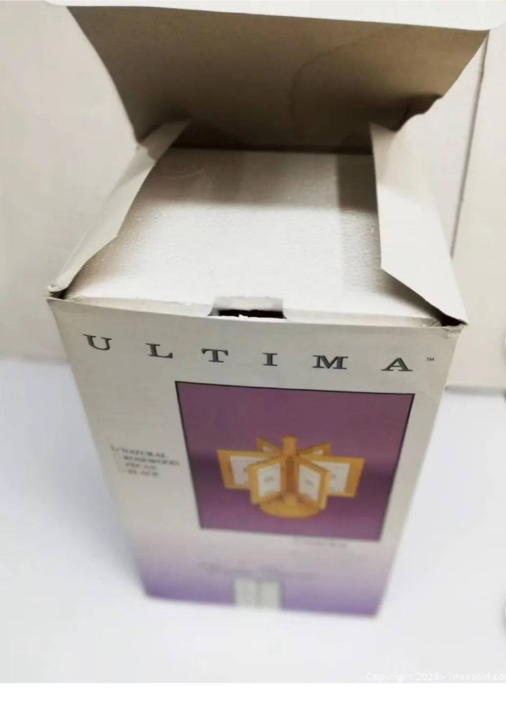 Ultima Natural Rosewood Photo Stand - New in Box! thumbnail
