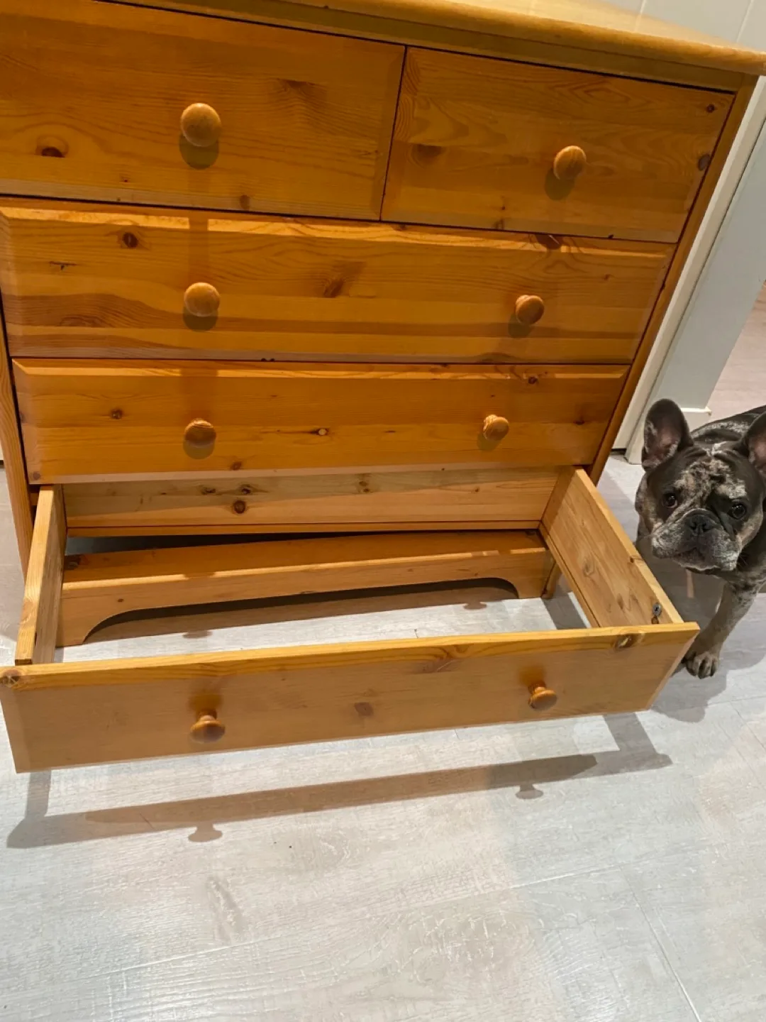 Free pine dresser image indicator(5)