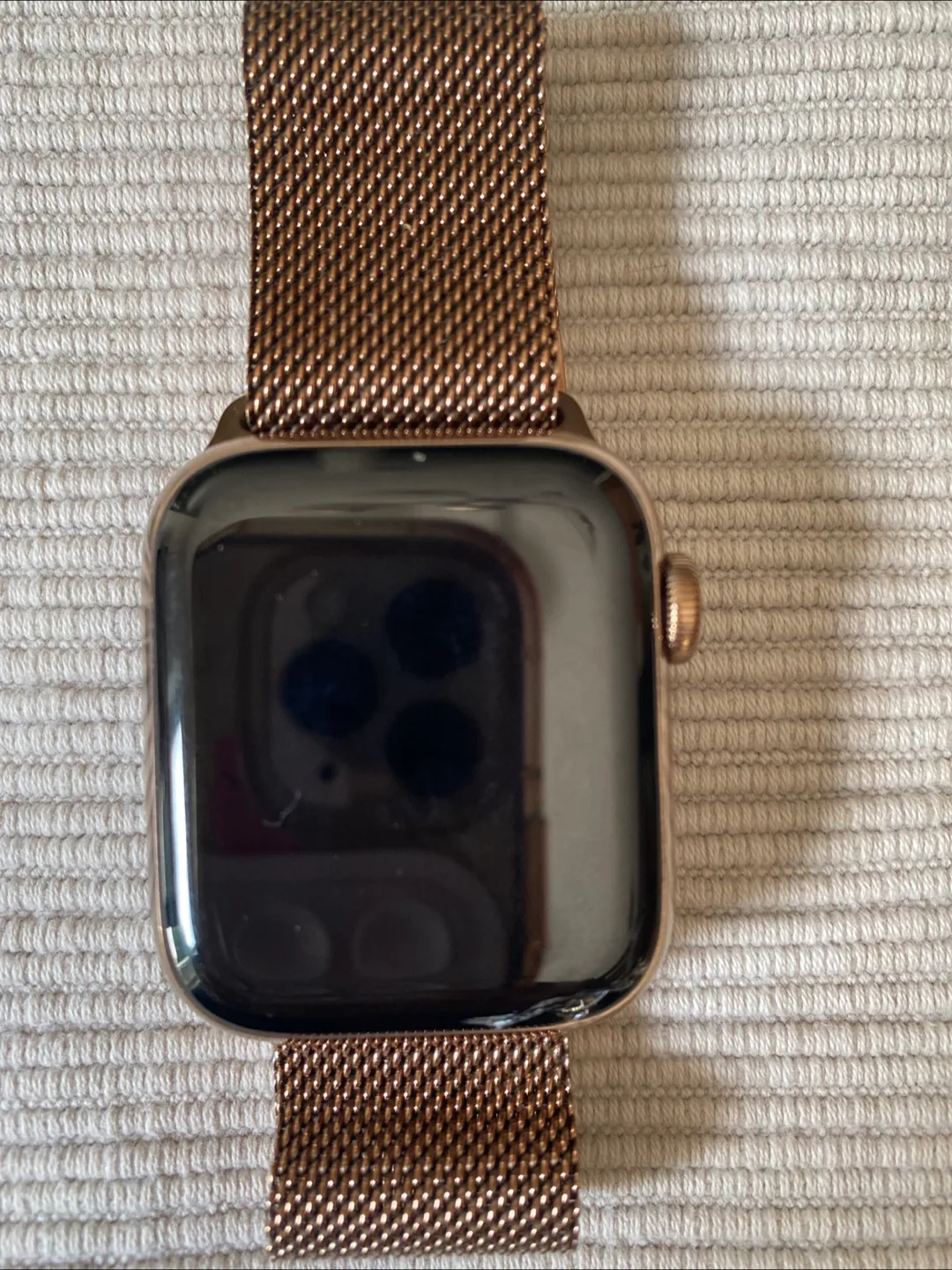 Apple Watch with Milanese Loop thumbnail