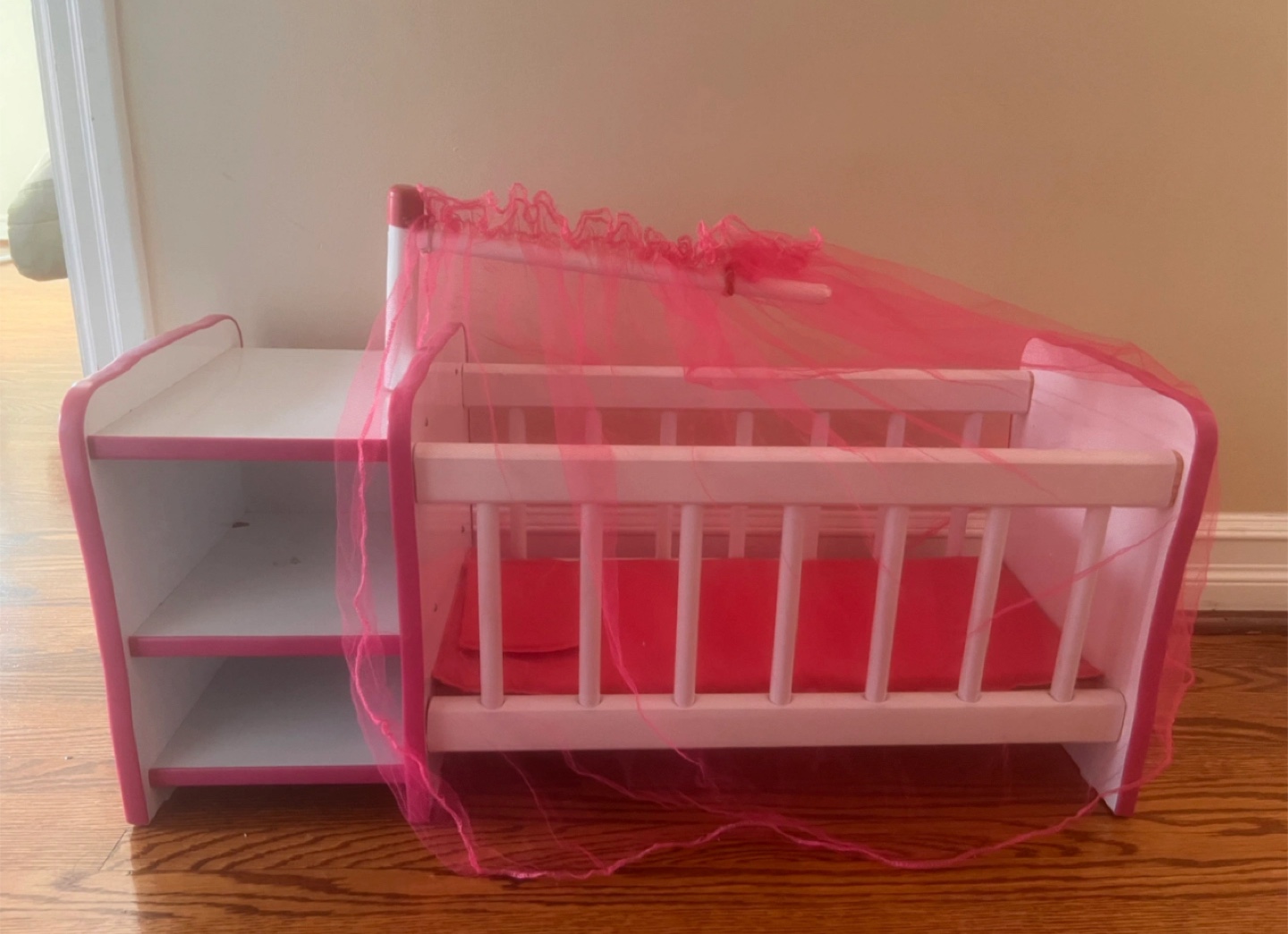 Doll Crib/Bed with Shelves & Net