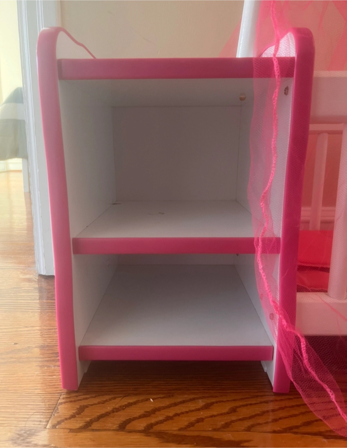Doll Crib/Bed with Shelves & Net - photo 2