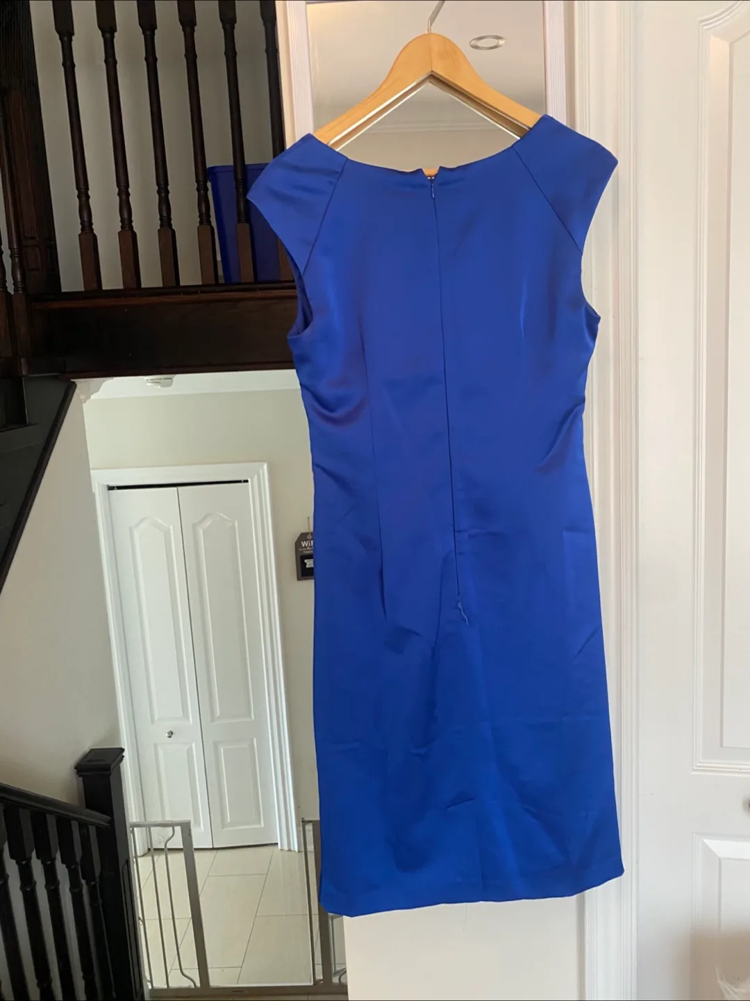 Le Chateau Blue Dress image indicator(2)