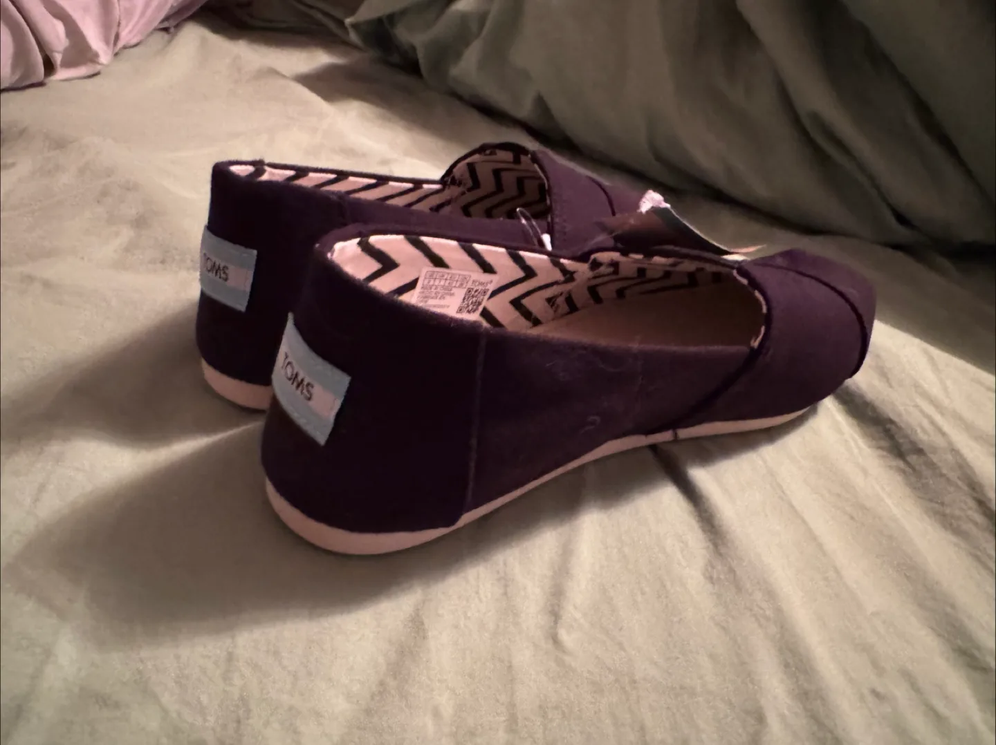 TOMS Black Women's Shoes - thumbnail