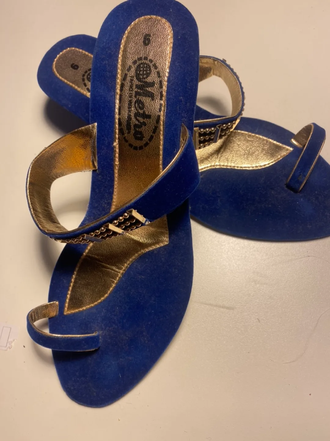 Metro Blue Toe Ring Heels - Size 6 thumbnail