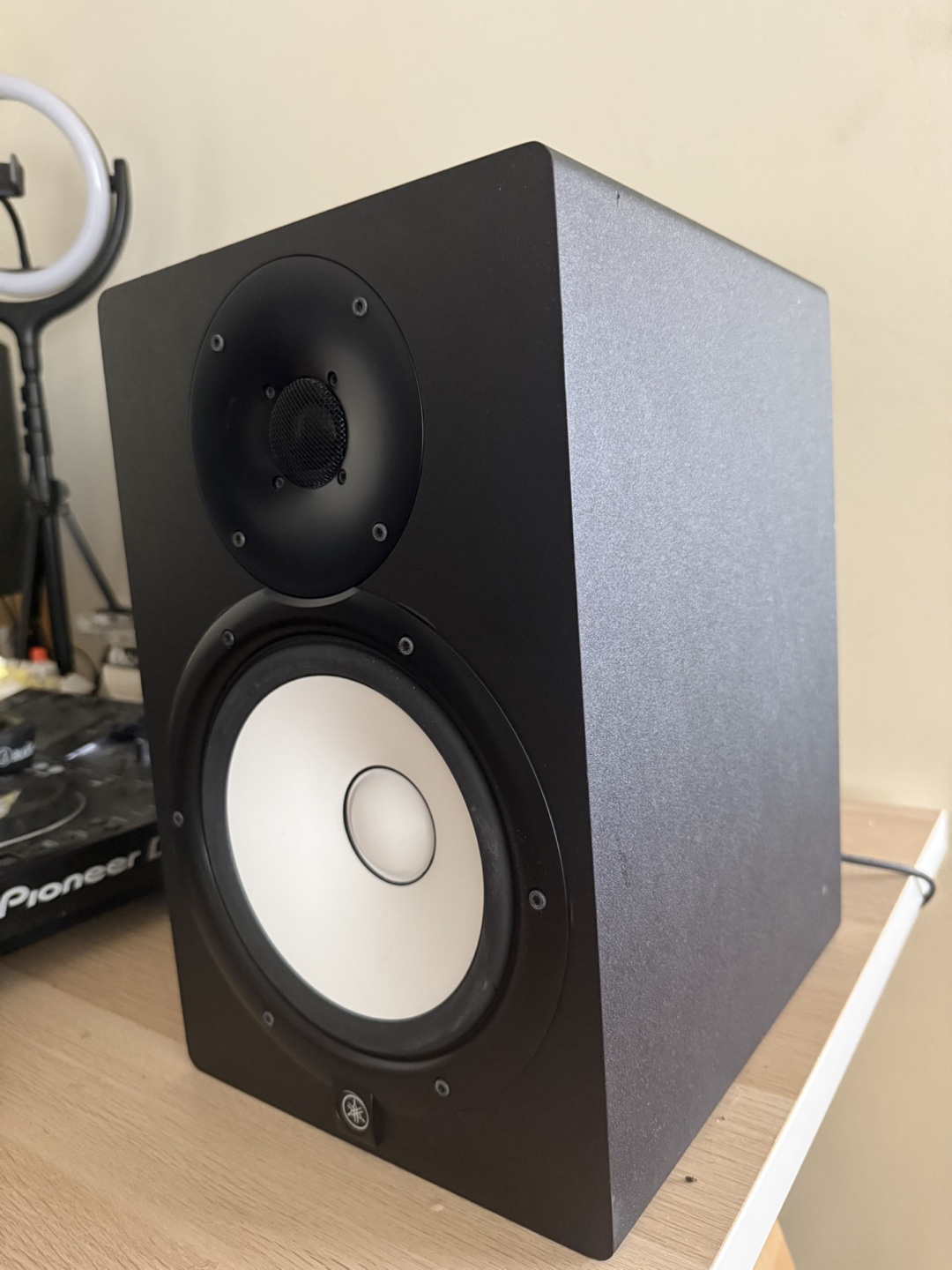 Yamaha Studio Monitors