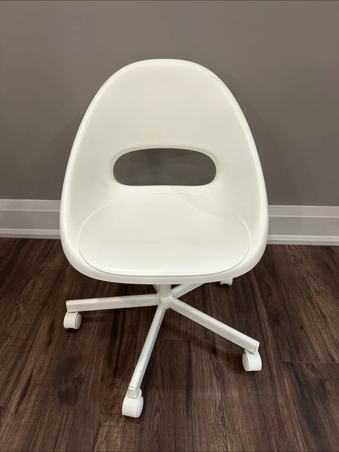Ikea Vilgot Swivel Chair - White thumbnail