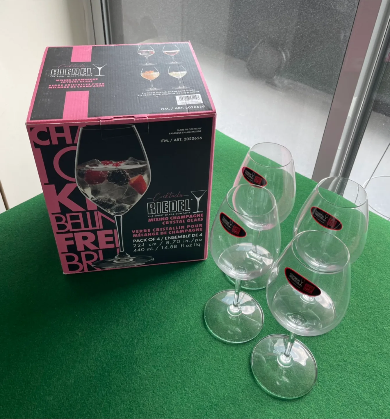 New Riedel Cocktail Mixing Champagne Glasses, Set of 4 image indicator(2)