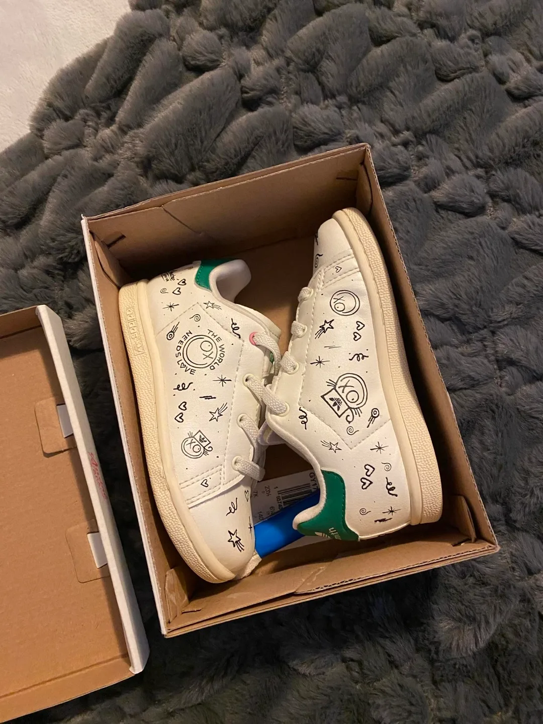“LIMITED EDITION “ Adidas Stan Smith EL I Sneakers - Size 7K image indicator(4)