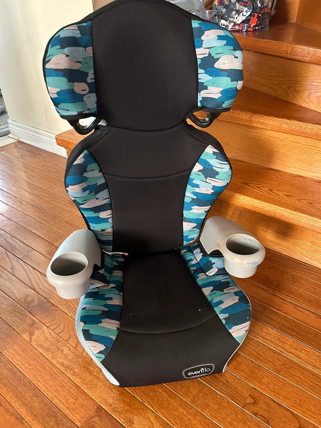 Evenflo AMP High Back Booster Car Seat *MOVING SALE* thumbnail