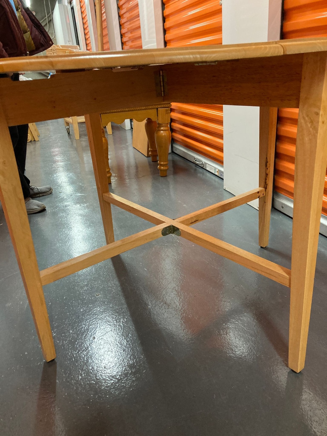 Round Drop Leaf Table - Light Wood - photo 3