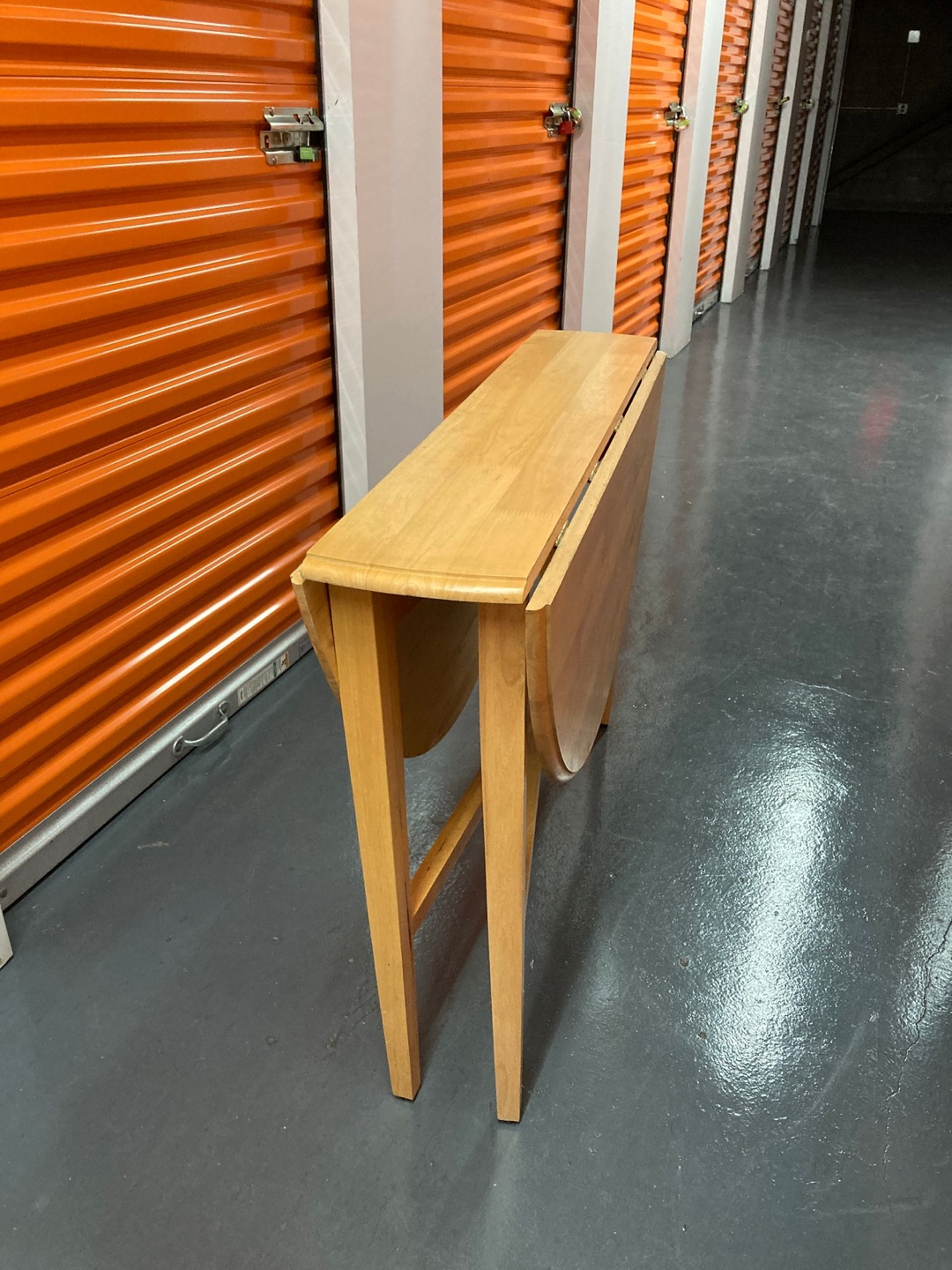Round Drop Leaf Table - Light Wood - photo 5