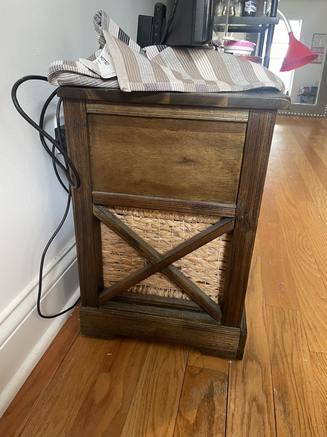 Wood TV Stand/Bench/Storage Basket w/ Drawers and Wicker Baskets - photo 2