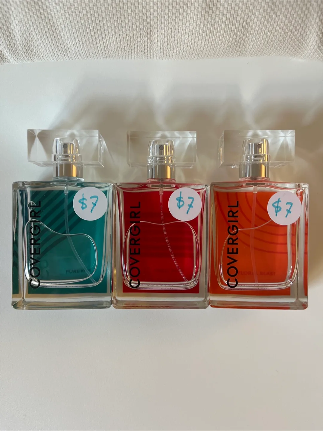 COVERGIRL Pure Blast, Sweet Blast, Floral Blast Perfume thumbnail