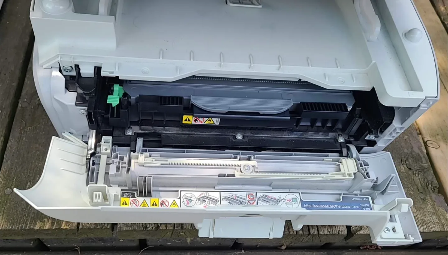 Brother DCP-7030 All-in-One Laser Printer image indicator(3)