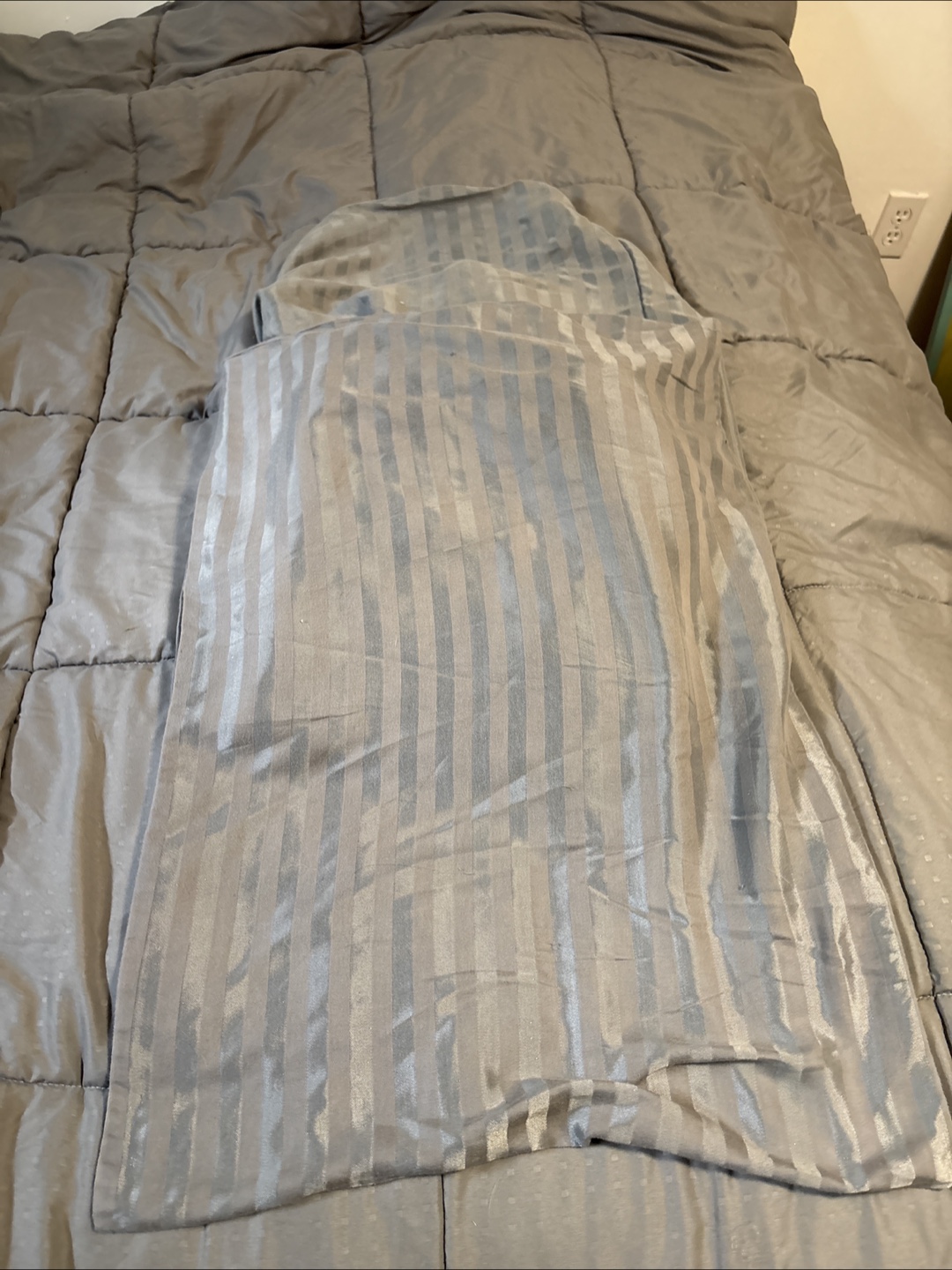🇨🇦🍁Full sheet set and comforter#freecycle