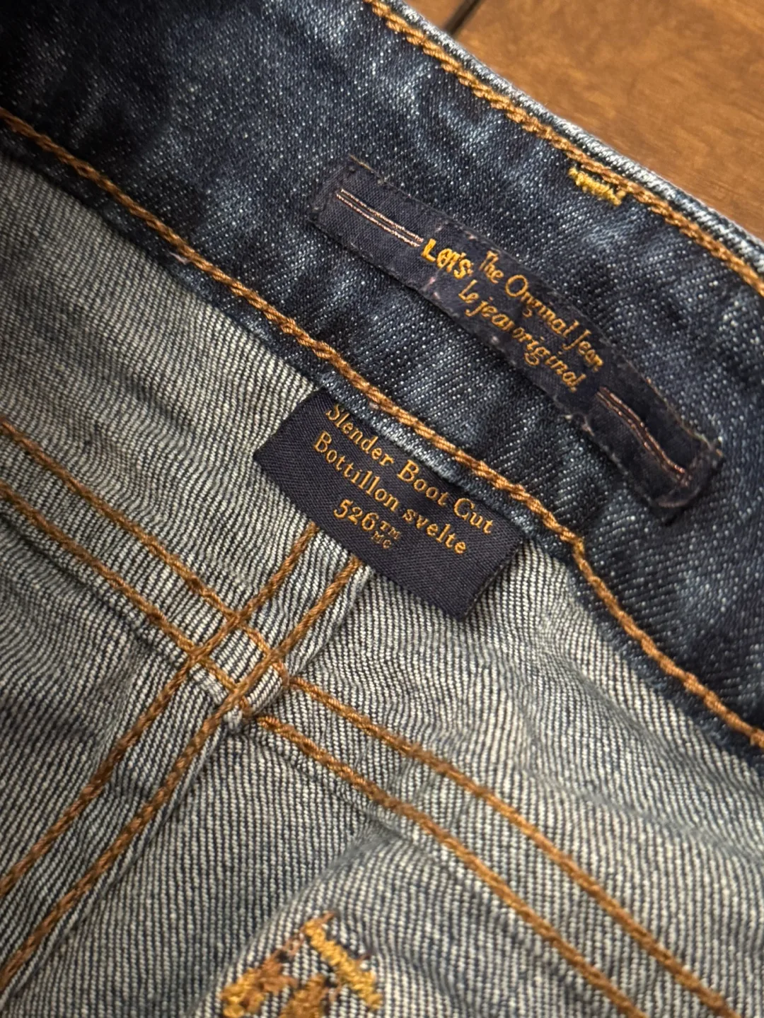 🇨🇦Levi's Slender Boot Cut Jeans Size 6 image indicator(5)