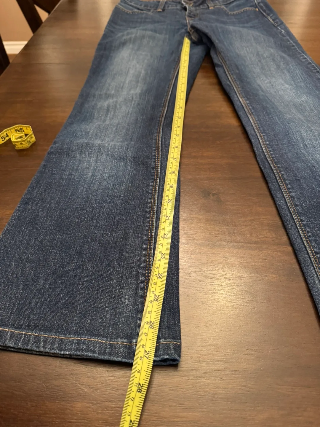 🇨🇦Levi's Slender Boot Cut Jeans Size 6 image indicator(2)