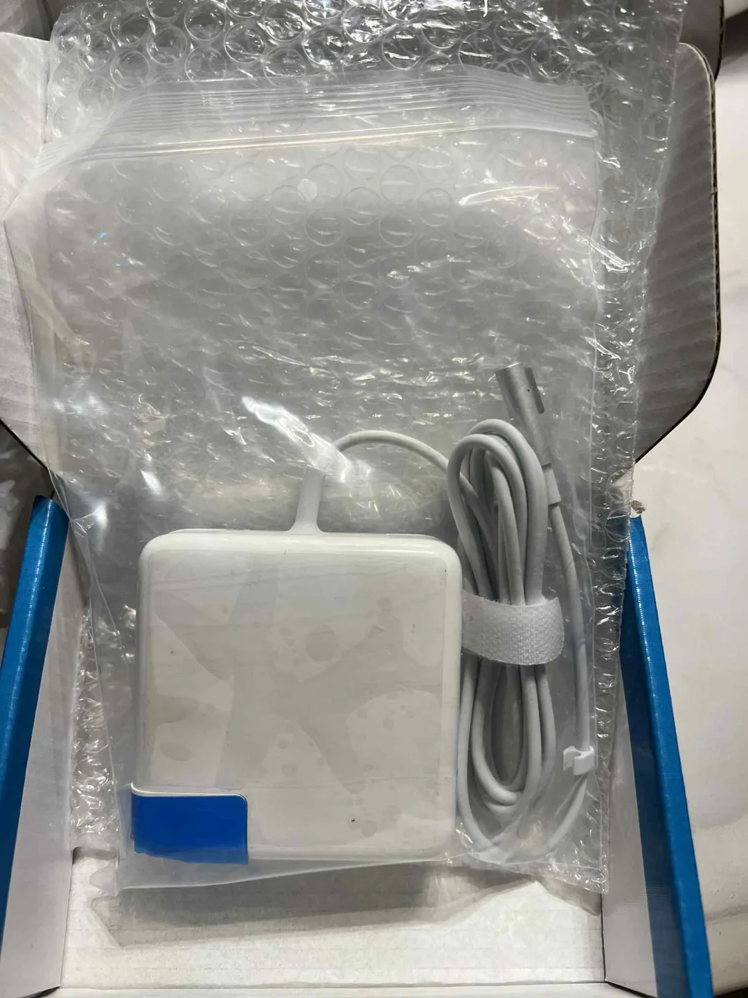 *Brand New* 85W L-shaped computer fast charging head image indicator(4)