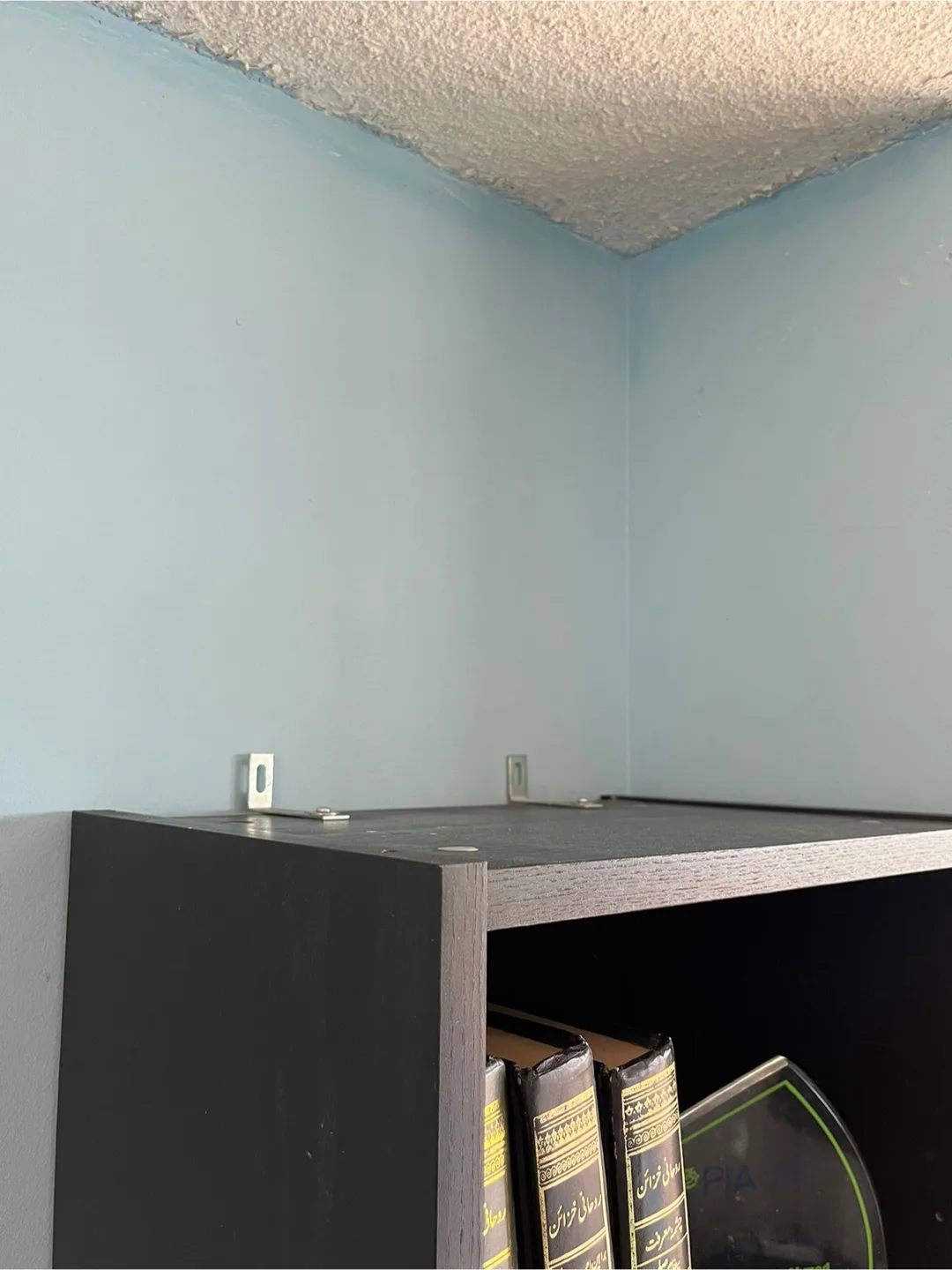 Black Bookshelf image indicator(3)