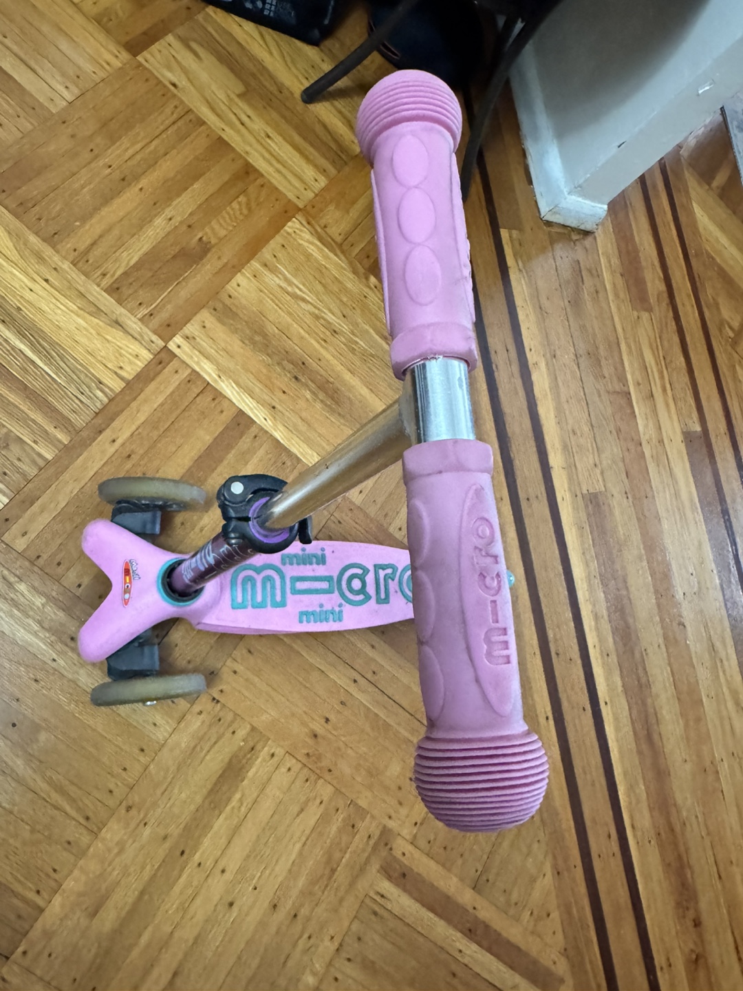 Micro Mini Pink Scooter - photo 4