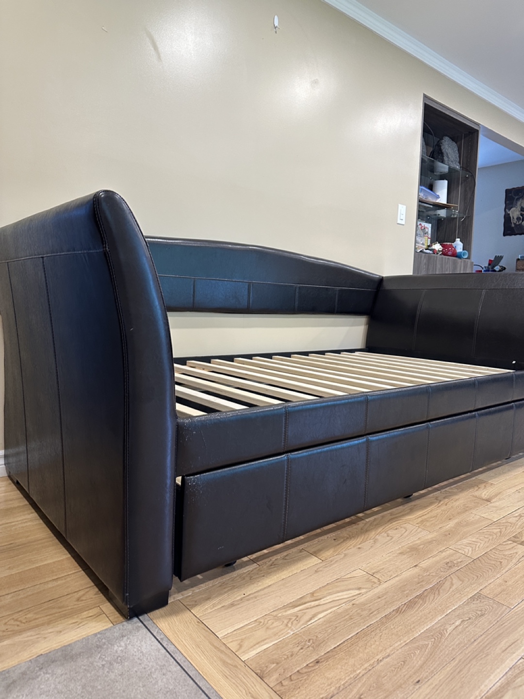 Montgomery Faux Leather Twin Daybed with Trundle (CAN DELIVER) - photo 3