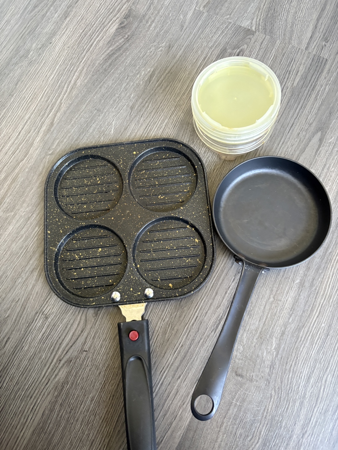 Pancake Pan & Small Frying Pan