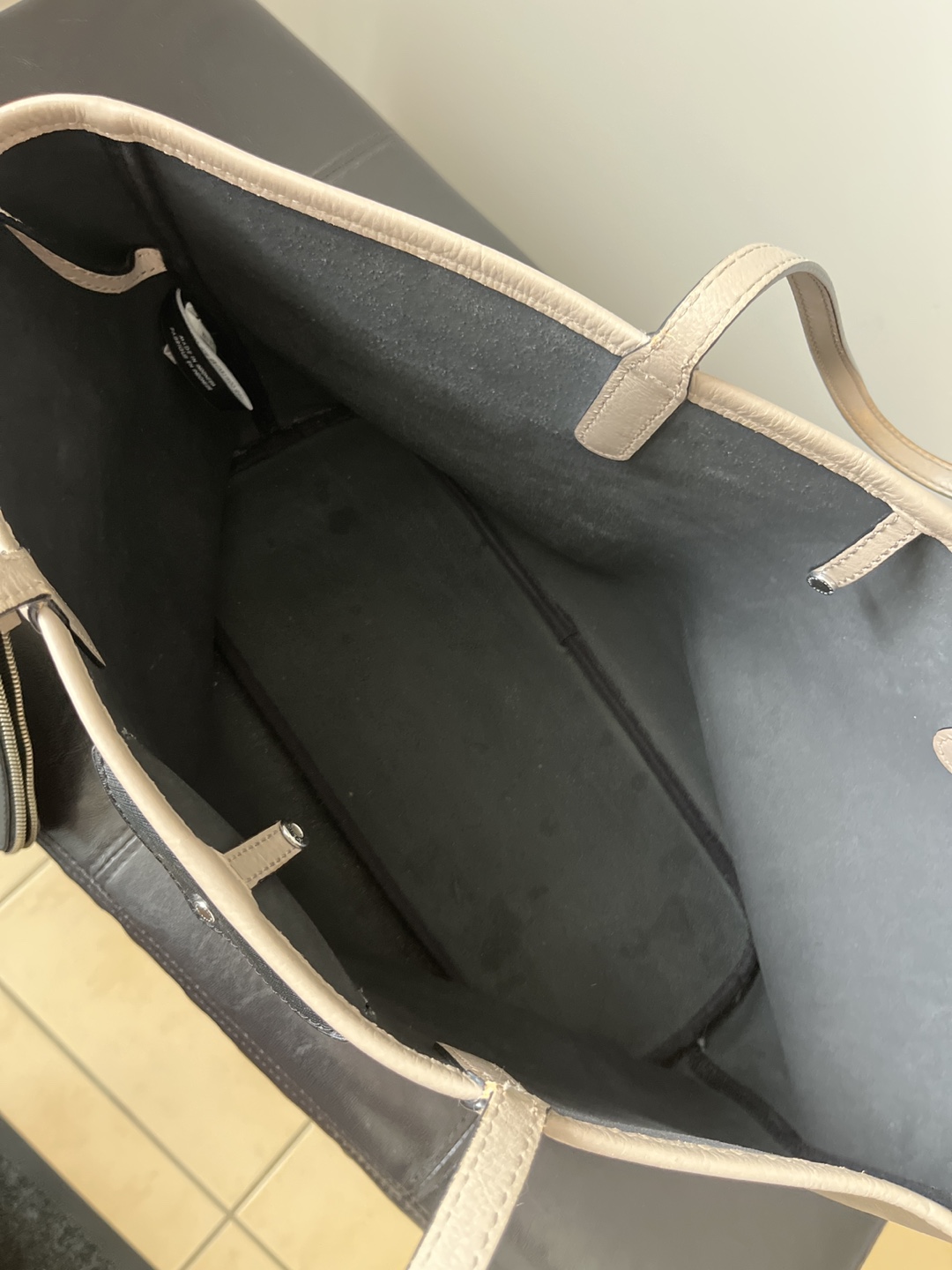 Marc by Marc Jacobs Black Tote Bag - photo 3