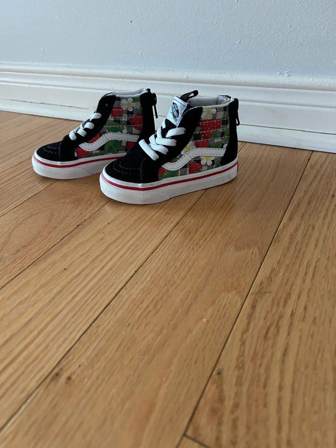 Vans Toddler Sk8-Hi Zip Shoes - Size 5 image indicator(2)