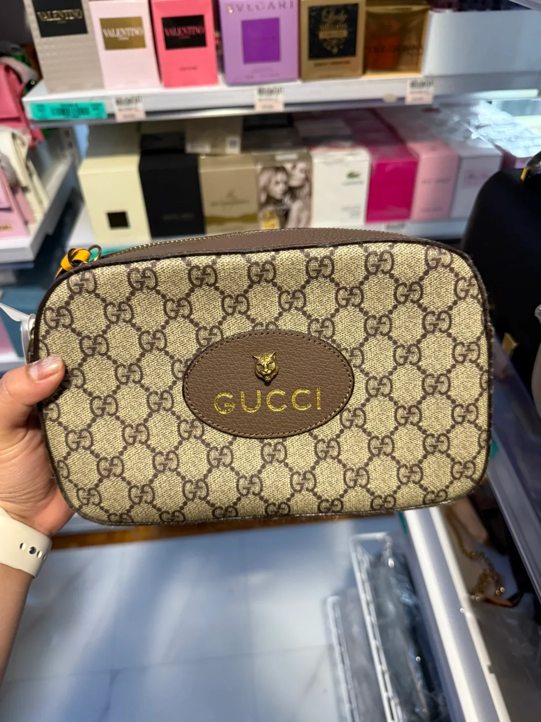 Gucci GG Marmont Camera Bag thumbnail