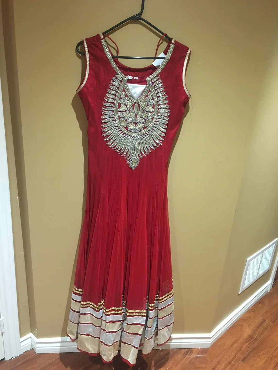 Red Indian Dress image indicator(2)