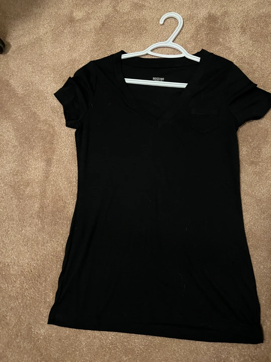 Mossimo Black V-Neck Pocket T-Shirt - Size M thumbnail