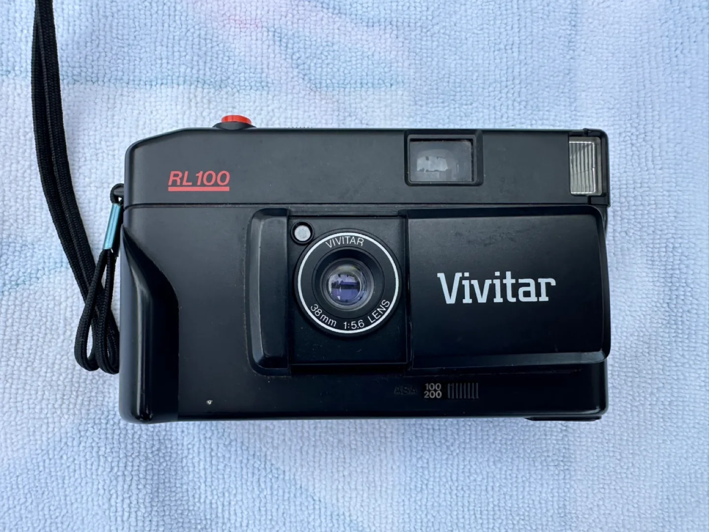 Vivitar RL100 Film Camera thumbnail