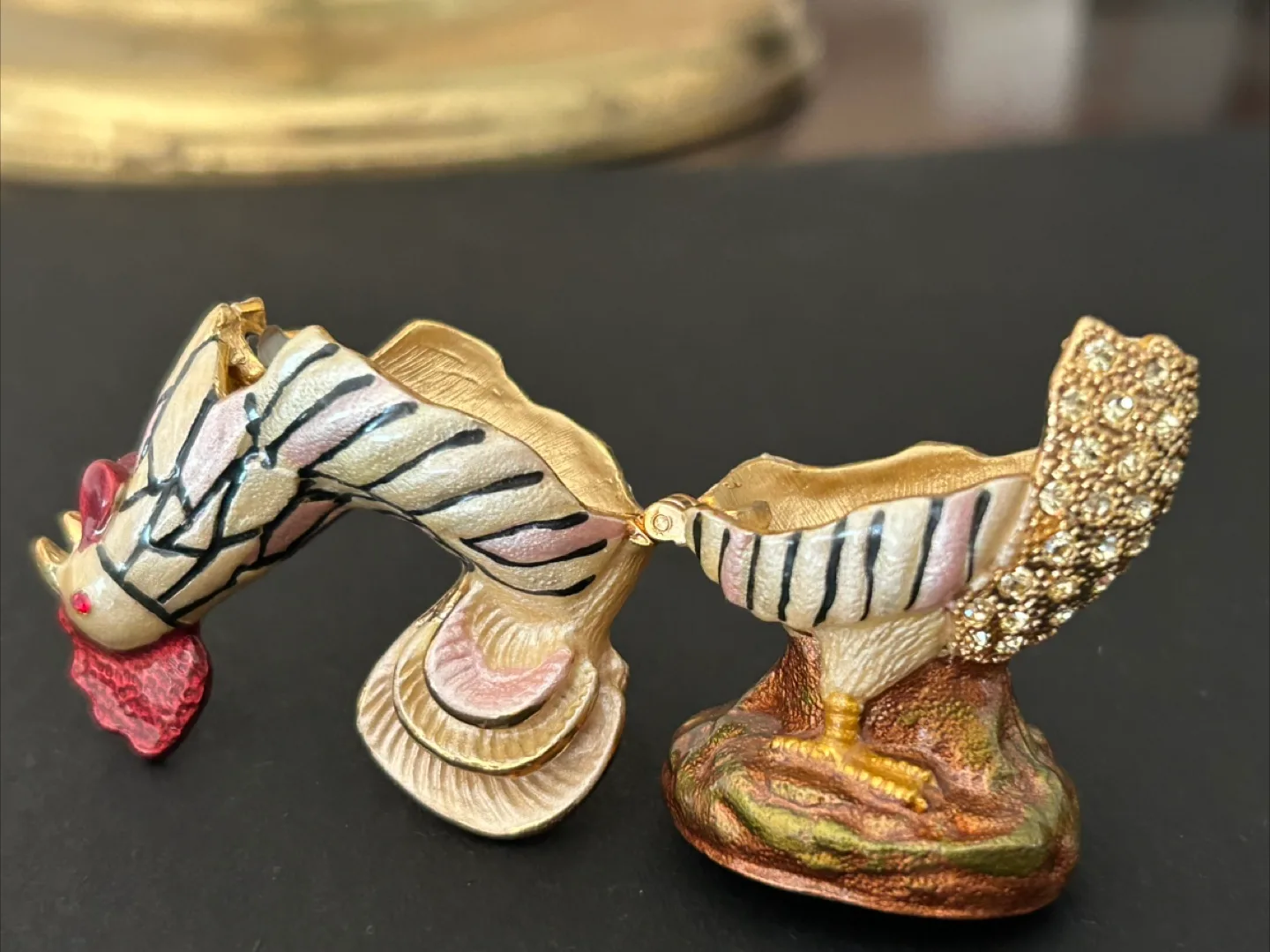 VINTAGE RUCINNI ROOSTER TRINKET BOX JEWELED SWAROVSKI pull image indicator(3)