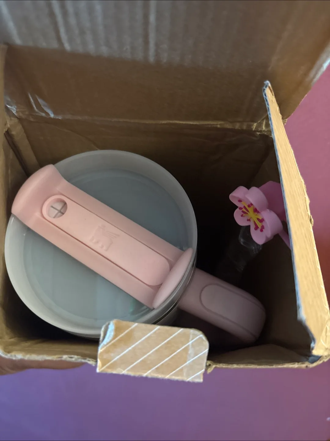 Authentic Stanley Quencher H2.0 Tumbler - 40 oz & straw cover image indicator(7)