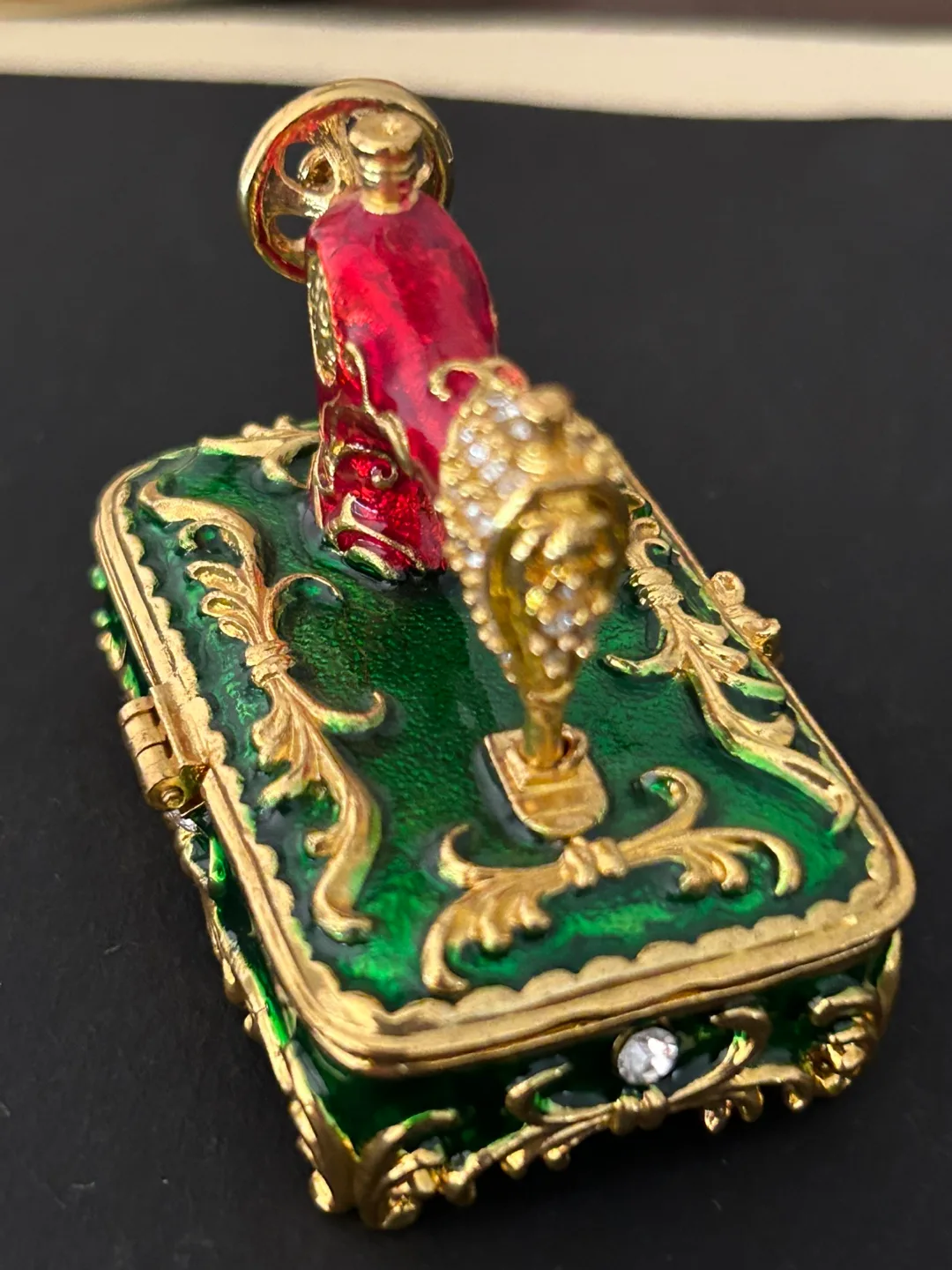 Vintage sewing machine trinket box Enamel pill box jewelry box image indicator(5)