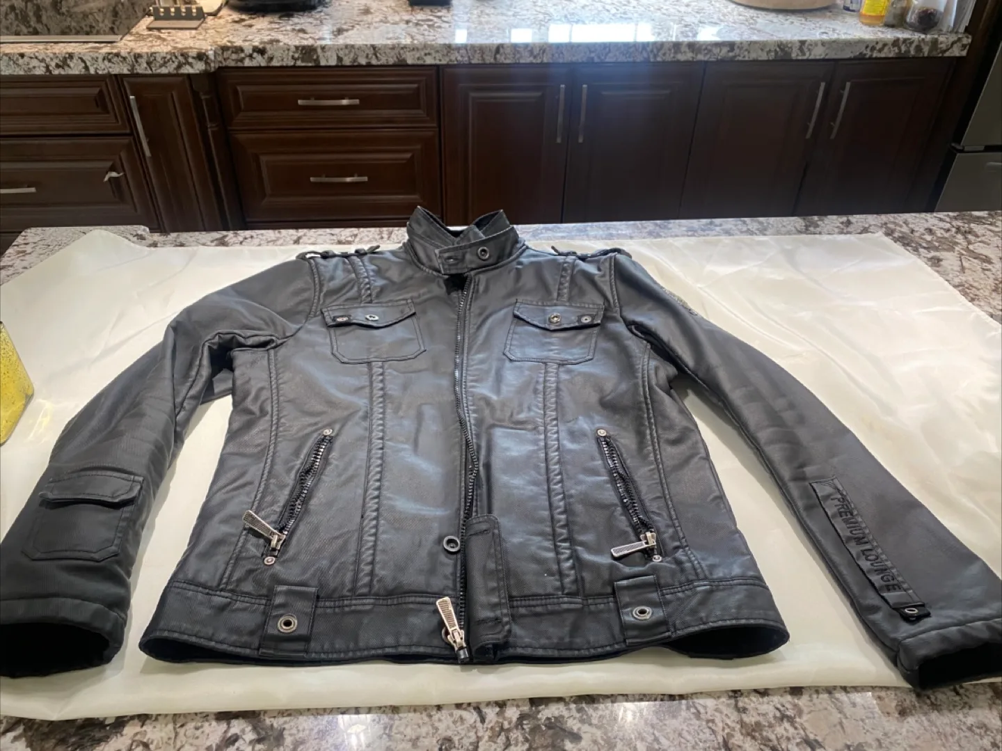 Premium Lounge Black Jacket image indicator(8)