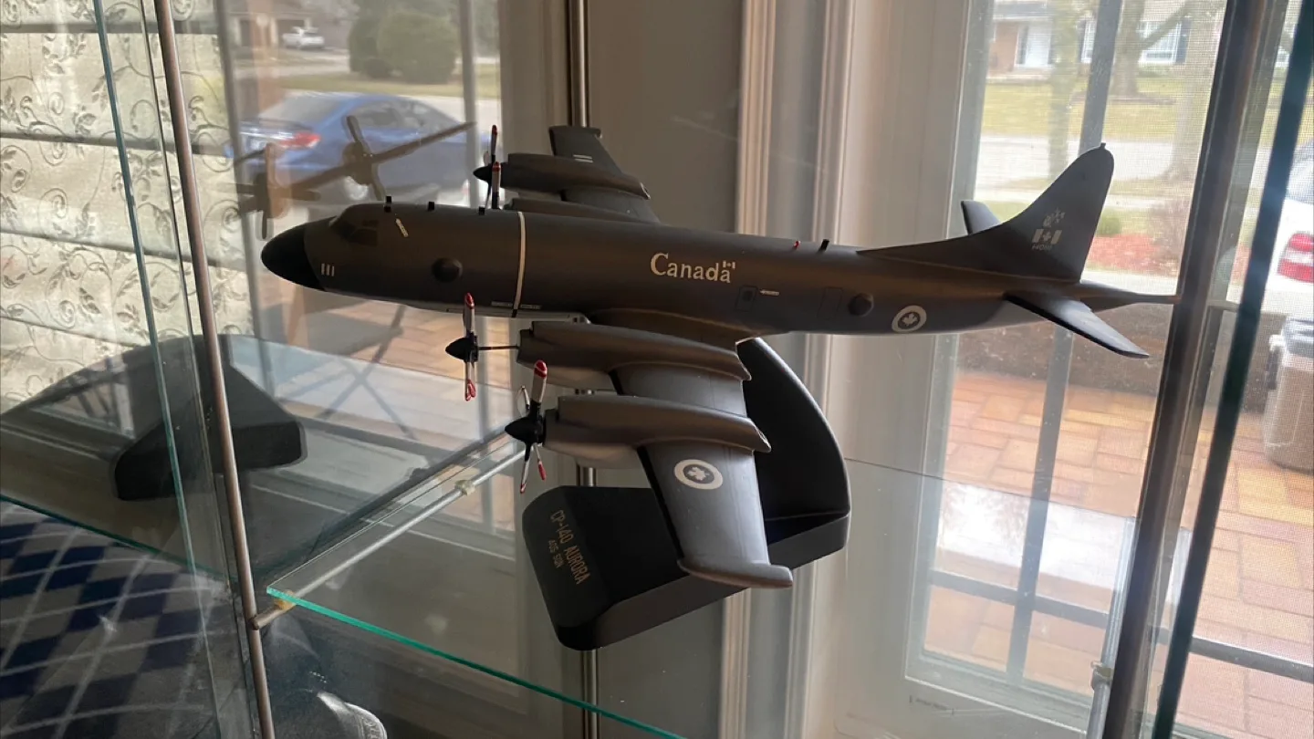 CP-140 Aurora 405 SQN Model Airplane image indicator(5)