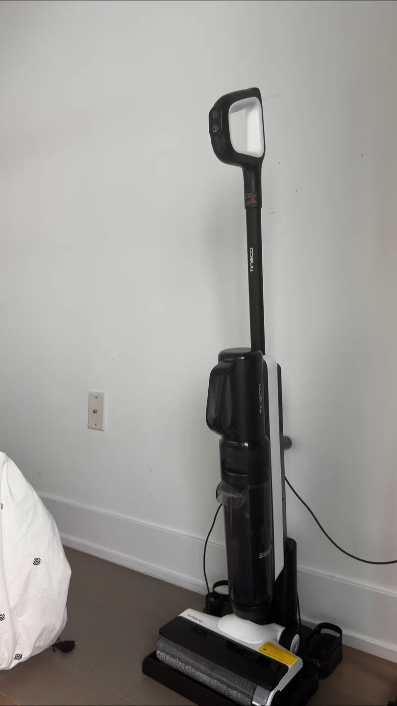 Tineco Floor S5 Cordless Wet Dry Vacuum-can use with solution thumbnail