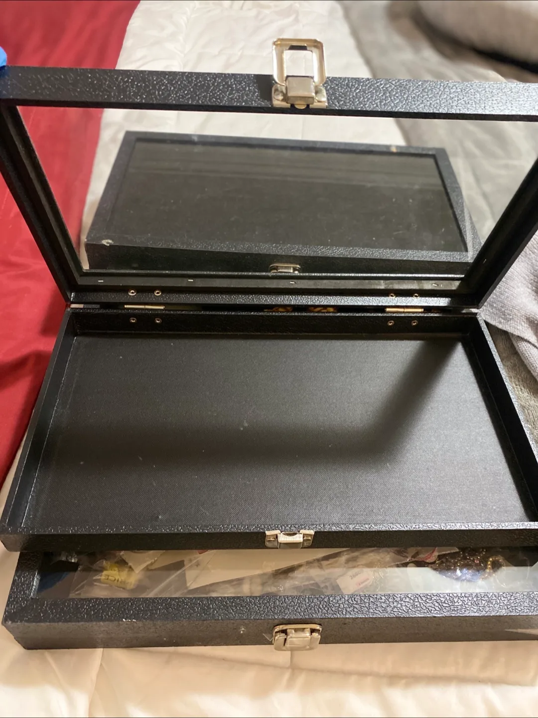 Black Jewelry Display Case image indicator(3)