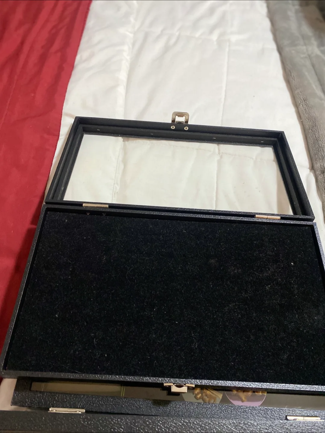 Black Jewelry Display Case image indicator(5)